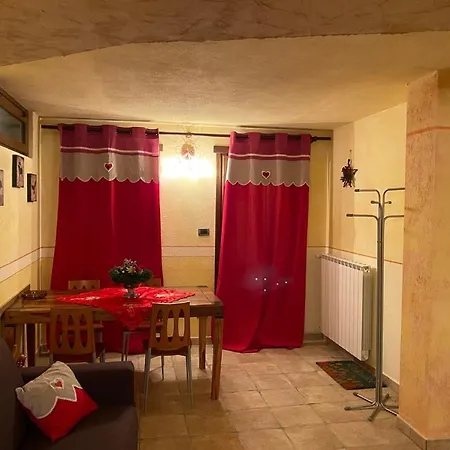 Baita Arianna Monolocale Chaberton Al Piano Seminterrato Sestriere