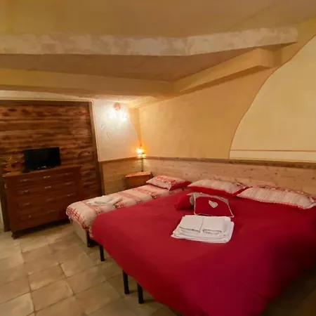 Apartment Baita Arianna Monolocale Chaberton Al Piano Seminterrato Sestriere
